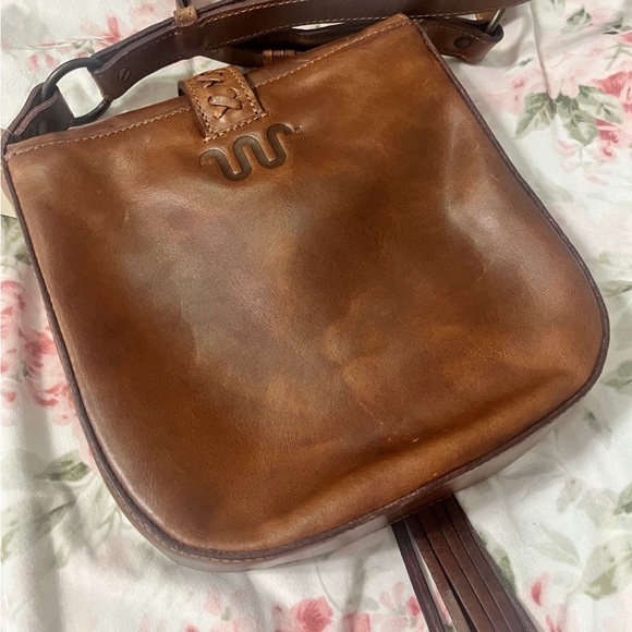 New! King Ranch Saddle Shop Crossbody Brown Brushed Leather Shoulder Bag Purse - Picture 5 of 8